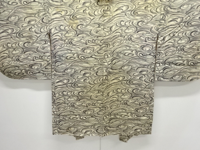 【彦兵衛mini】素材祭り！アンティーク錦紗・正絹黒留袖〜唐獅子柄〜0917-9 JT-013 刺繍の鶴と波文 黒留袖レンタル カークお母様衣裳 by